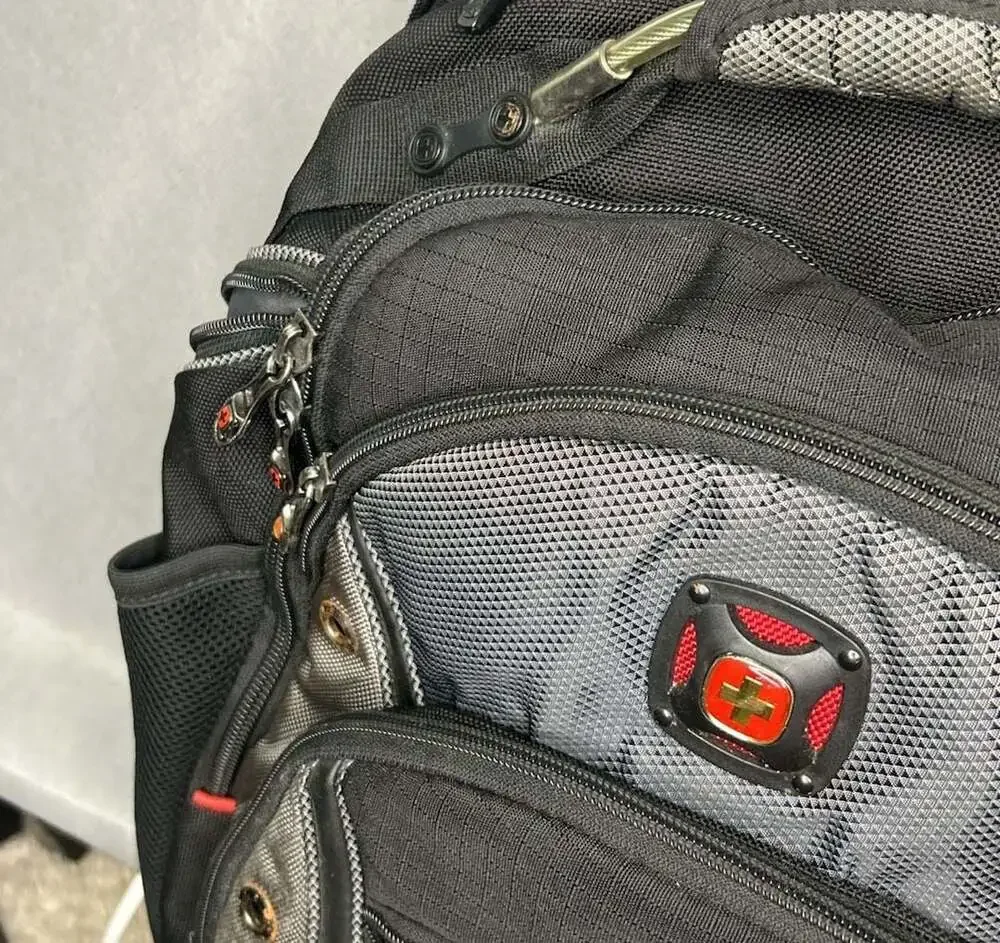 SwissGear synergy business